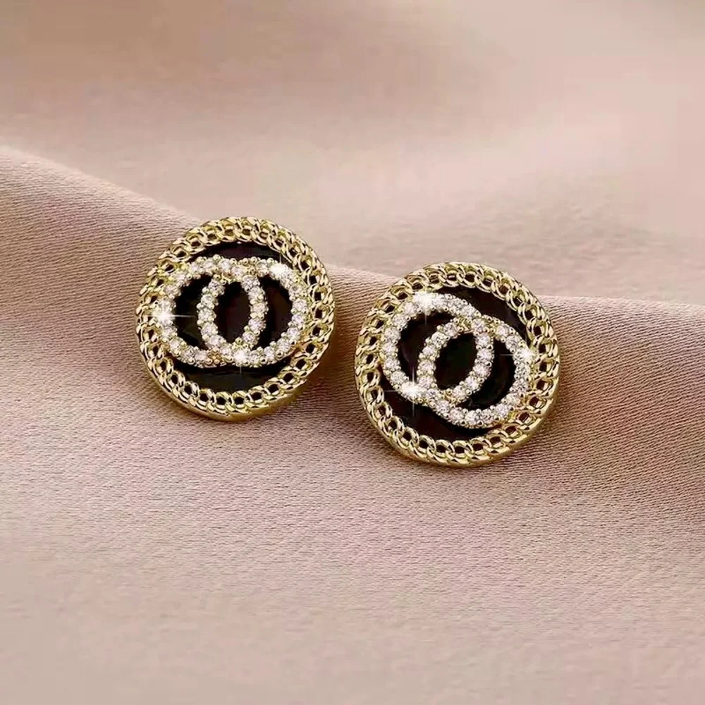 Elegant Chanel-Inspired Gold Diamond Stud Beautiful Formal/Casual Circle Earring